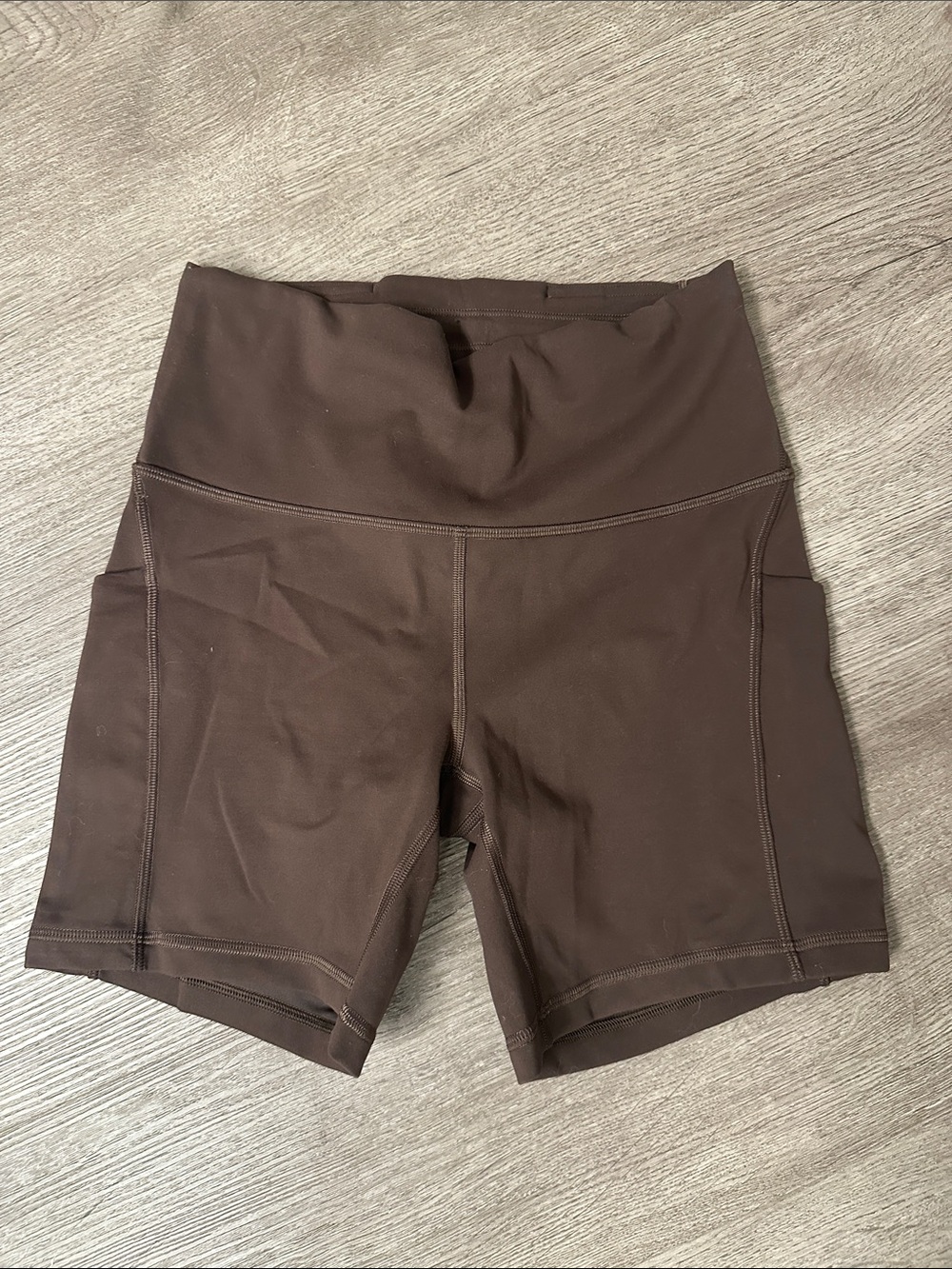 Lululemon align pocket 6” inseam short